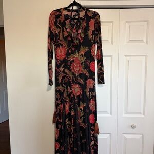 Soft Surroundings Black Floral Long Sleeve V Cut Maxi Dress Size Small